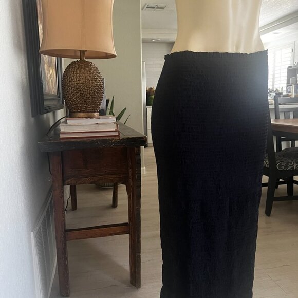 A PIERCE APART NEW YORK Black A-Line Skirt - Picture 8 of 9